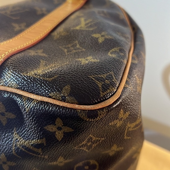 AUTHENTIC Louis Vuitton Speedy 30 Bandouliere in Monogram W RECEIPT $2300+ tax - Picture 10 of 17
